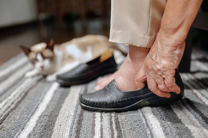 Slippers For Elderly To Prevent Falls